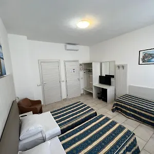 ** Hotel Alessander Włochy